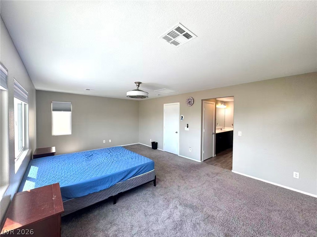 43 Heathrow Lake Avenue Property Photo 17