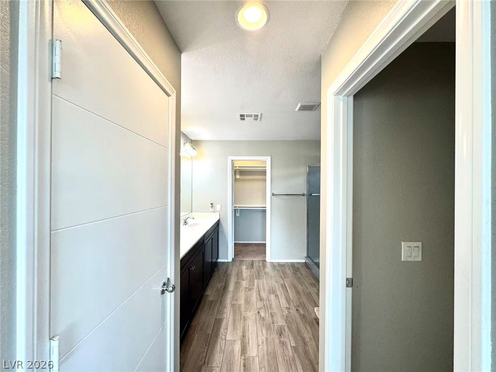 43 Heathrow Lake Avenue Property Photo 19