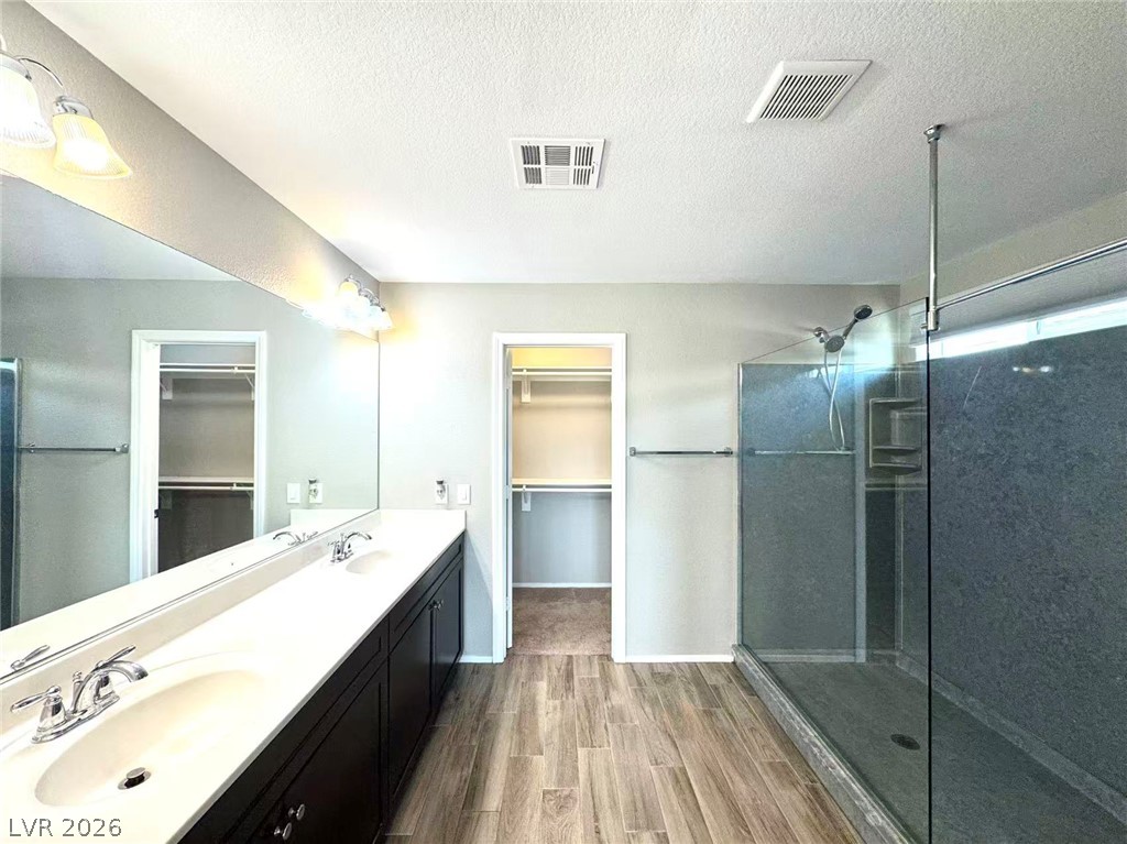 43 Heathrow Lake Avenue Property Photo 20