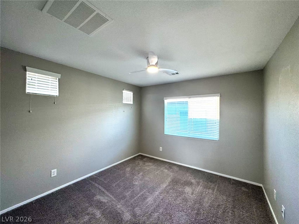 43 Heathrow Lake Avenue Property Photo 28