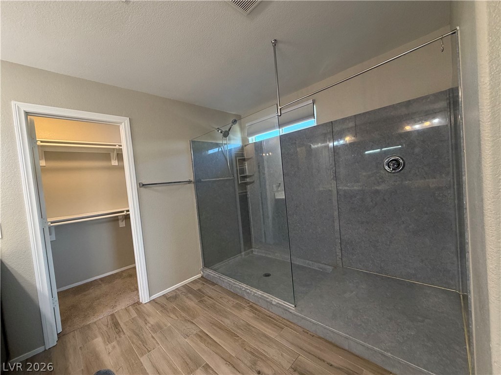 43 Heathrow Lake Avenue Property Photo 38