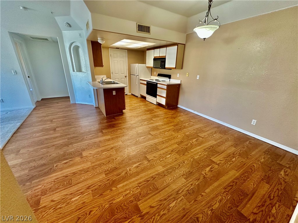 3550 Bay Sands Drive 2097 Property Photo 8