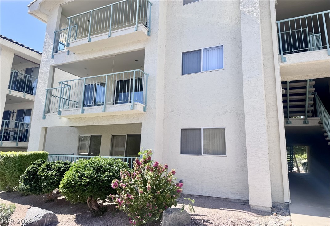 3550 Bay Sands Drive 2045 Property Photo 1