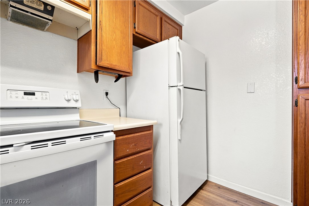 2160 Highpointe Drive 102 Property Photo 12