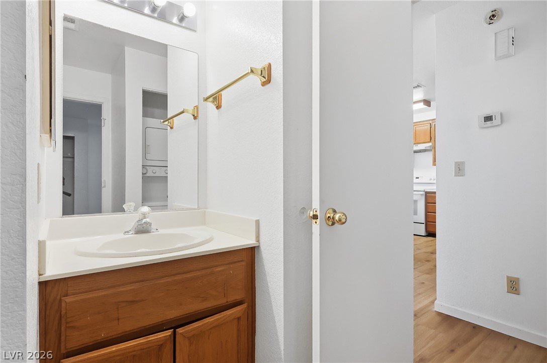 2160 Highpointe Drive 102 Property Photo 22
