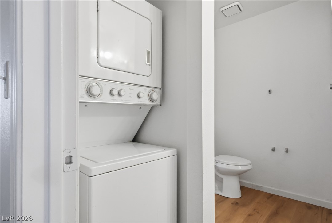 2160 Highpointe Drive 102 Property Photo 27