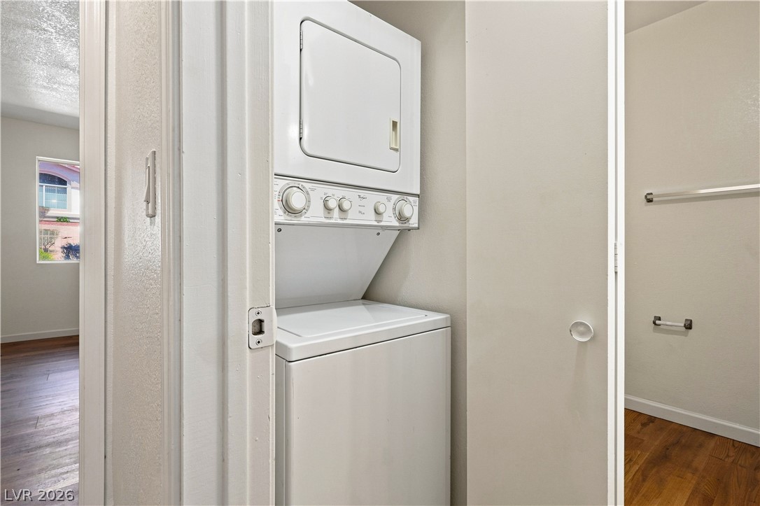2160 Highpointe Drive 102 Property Photo 28