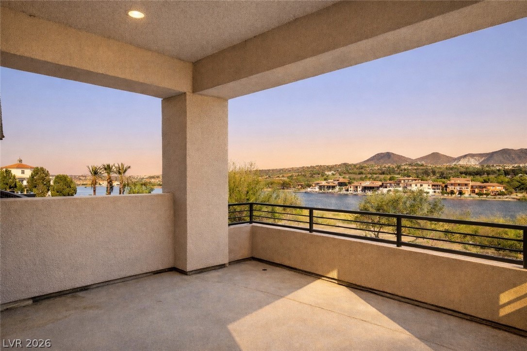 72 Bella Lago Avenue Property Photo 8