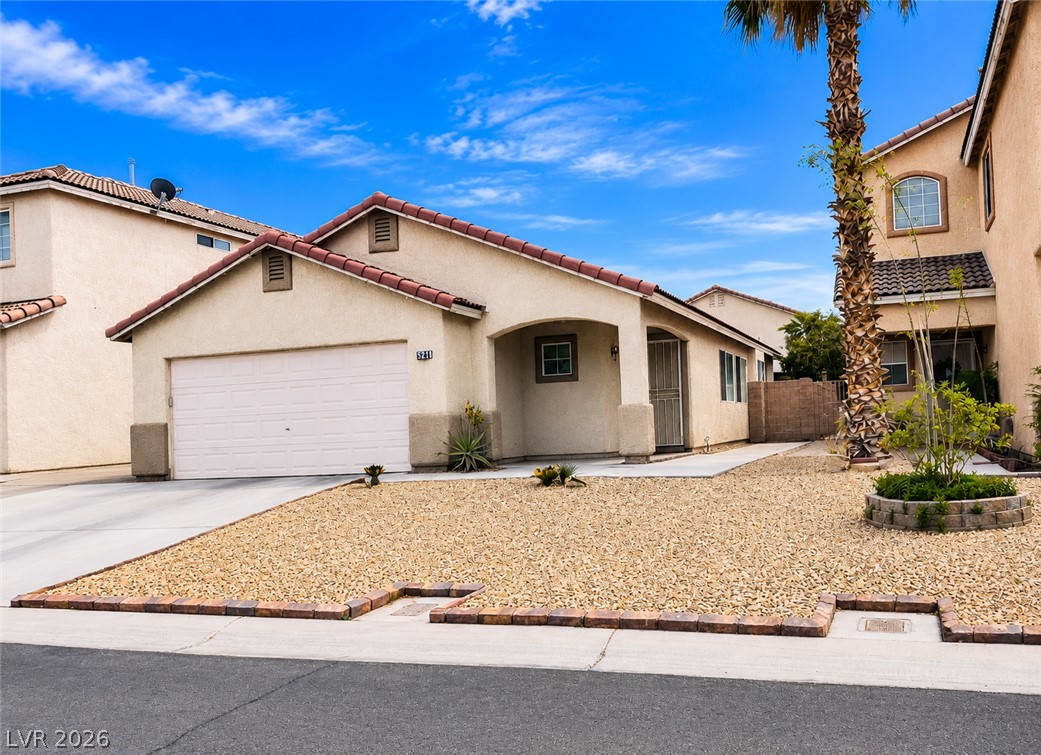 6303 Aztec Crossing Court Property Photo 1