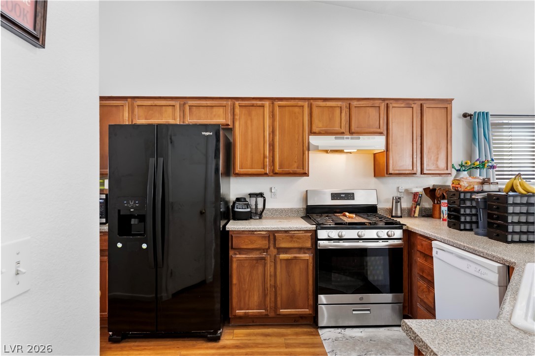 4627 Gleaming Meadows Street Property Photo 15