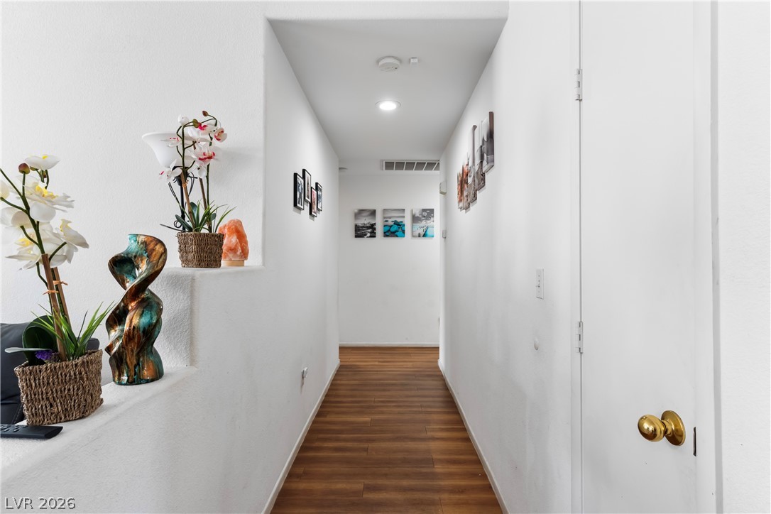4627 Gleaming Meadows Street Property Photo 17
