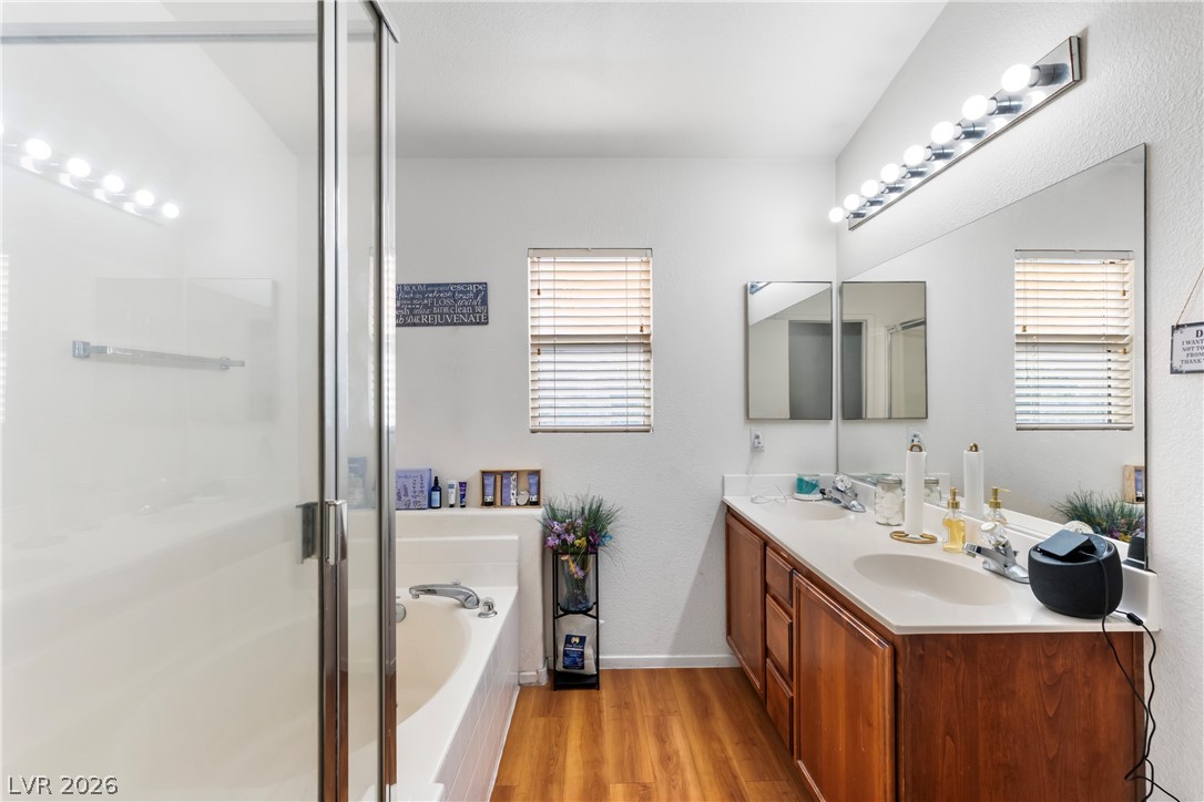4627 Gleaming Meadows Street Property Photo 22