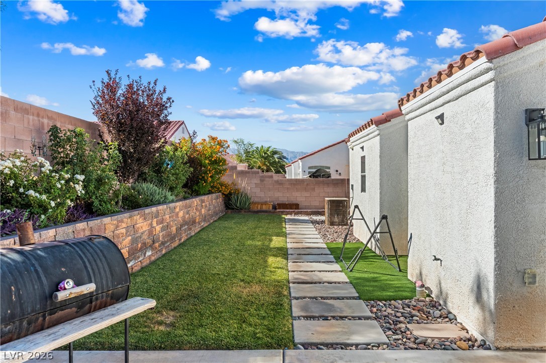 4627 Gleaming Meadows Street Property Photo 34