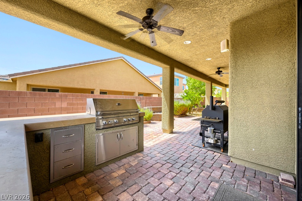 5665 Silver Cascade Avenue Property Photo 38