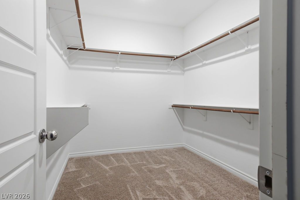 9976 Iron Creek Avenue Property Photo 17