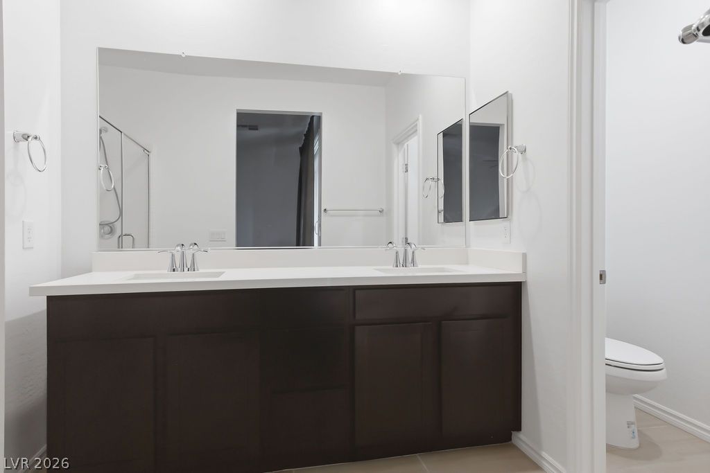 9976 Iron Creek Avenue Property Photo 18