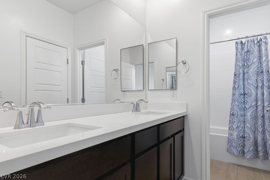 9976 Iron Creek Avenue Property Photo 19