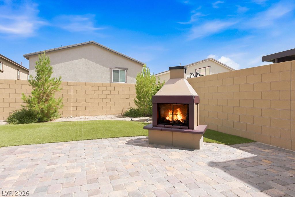 9976 Iron Creek Avenue Property Photo 35