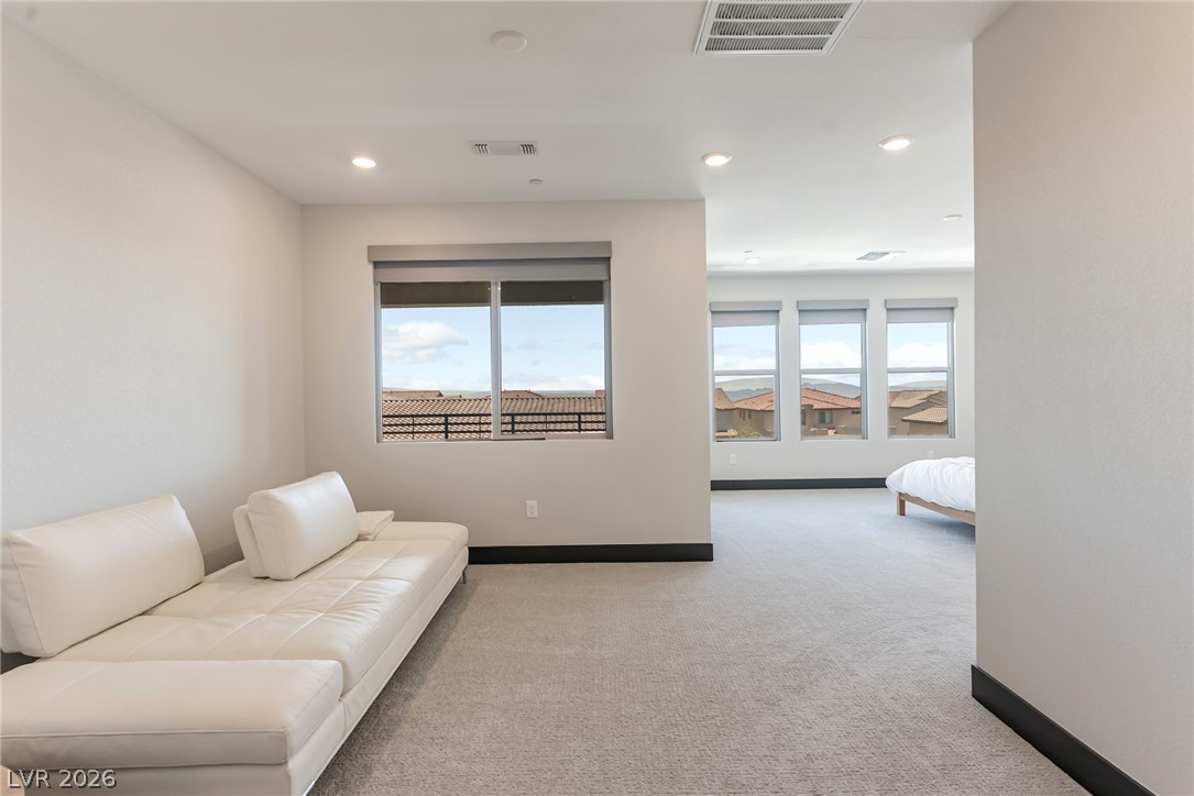 212 Carmel Sky Street Property Photo 17