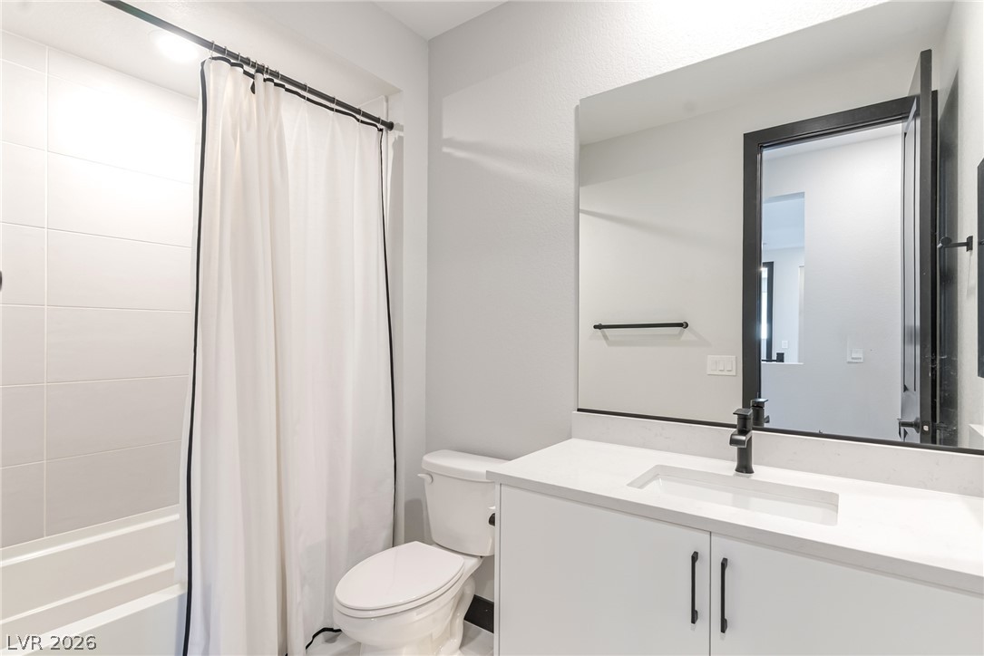212 Carmel Sky Street Property Photo 33