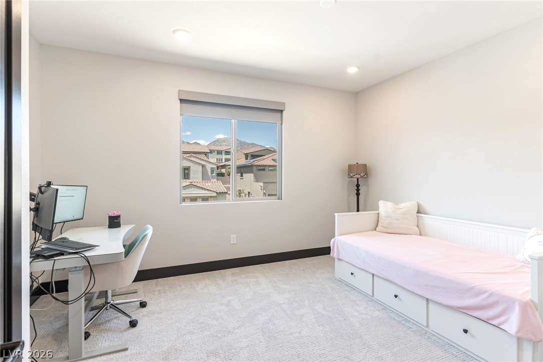 212 Carmel Sky Street Property Photo 34