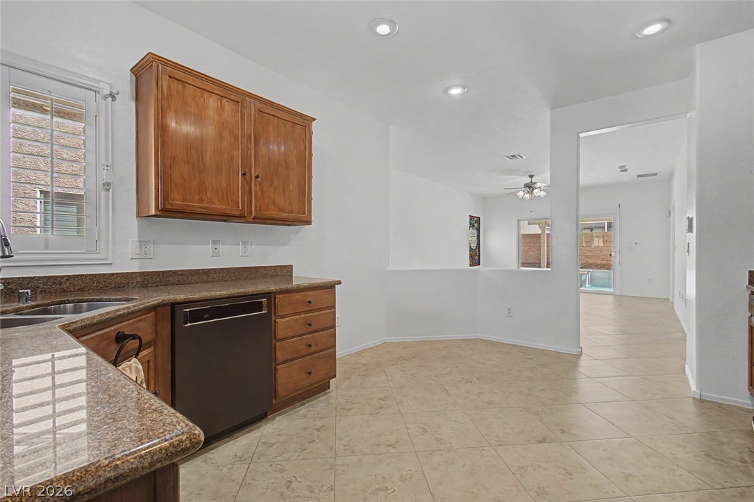 2645 Cheer Pheasant Avenue Property Photo 5
