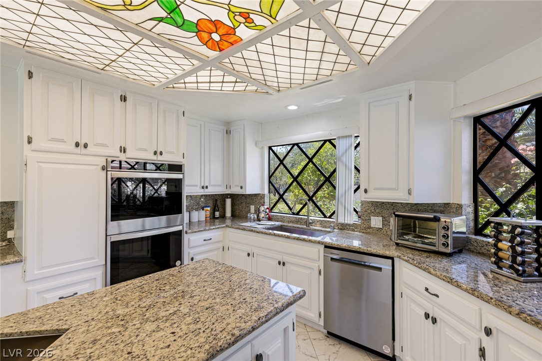 221 Dalmatian Lane Property Photo 18