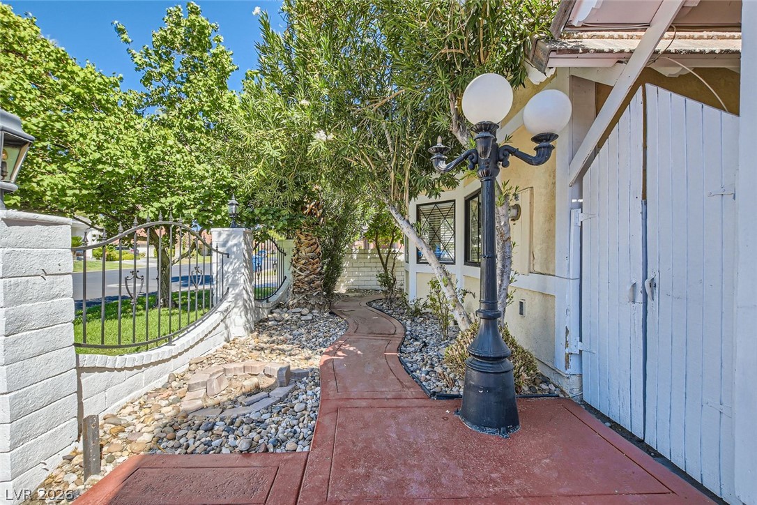 221 Dalmatian Lane Property Photo 62