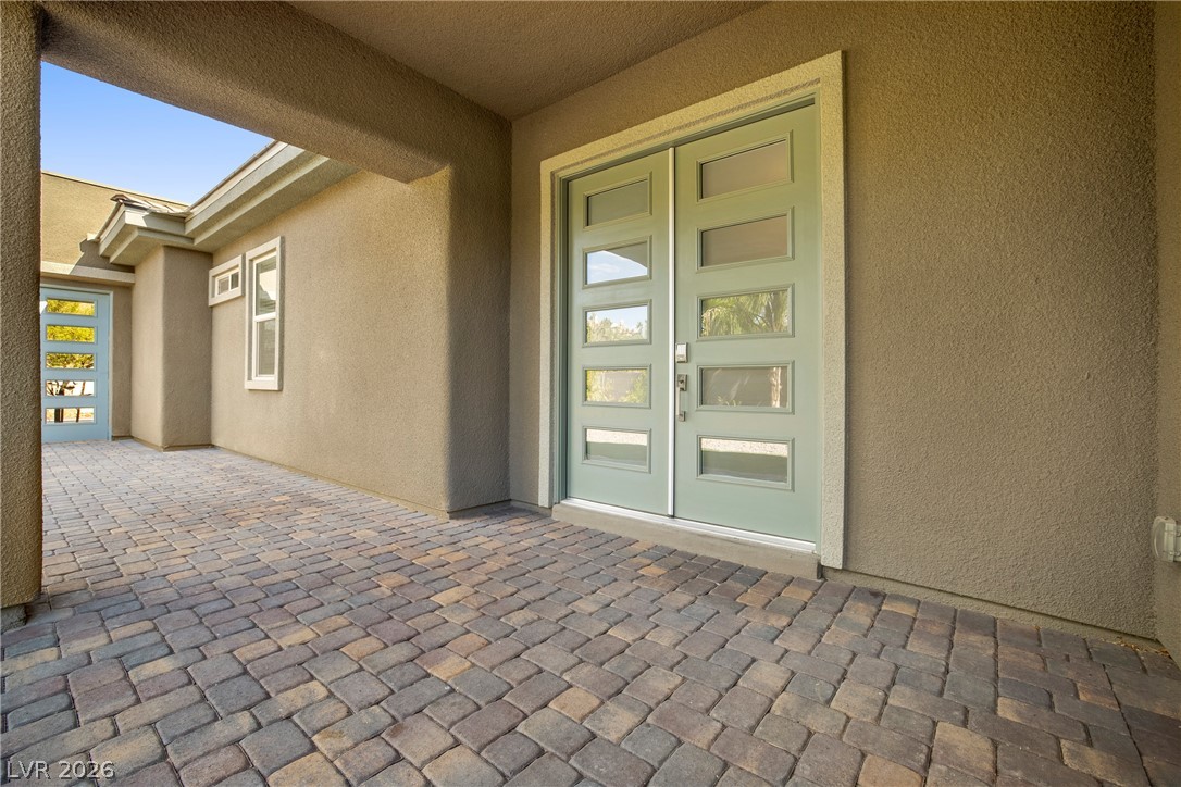 87 Reflection Bay Drive Property Photo 5