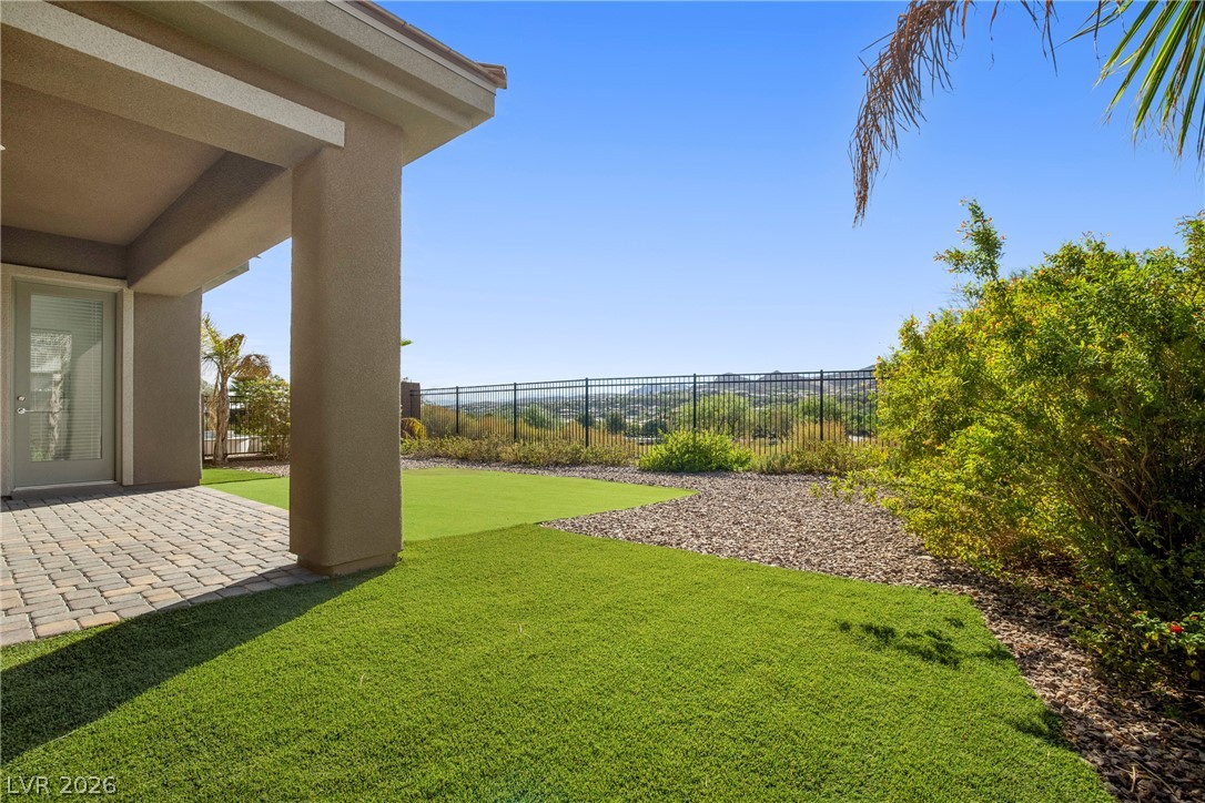 87 Reflection Bay Drive Property Photo 8