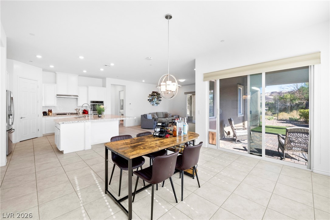 87 Reflection Bay Drive Property Photo 12