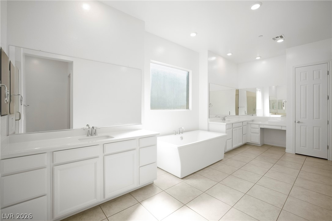87 Reflection Bay Drive Property Photo 25