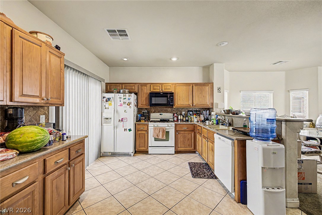 1740 Dark Wolf Avenue Property Photo 11