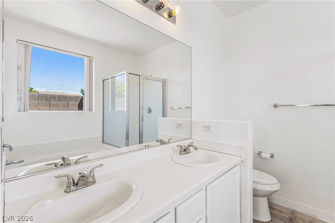 2520 Bottle Palm Court Property Photo 17