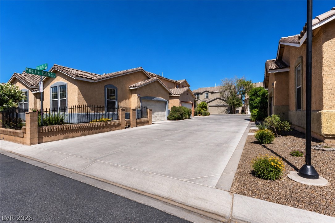 2520 Bottle Palm Court Property Photo 44