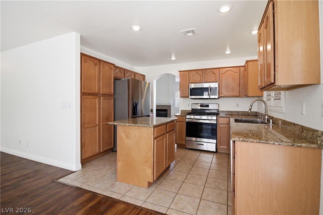 244 Camelback Ridge Avenue Property Photo 6