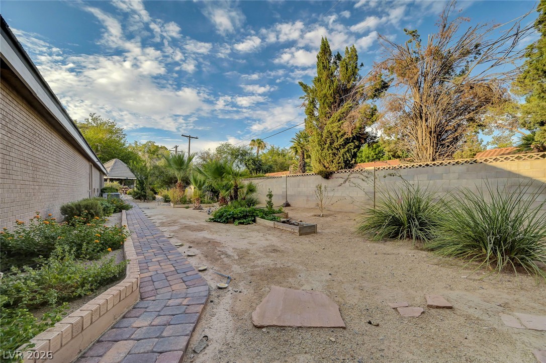 7258 Loma Alta Circle 0 Property Photo 71