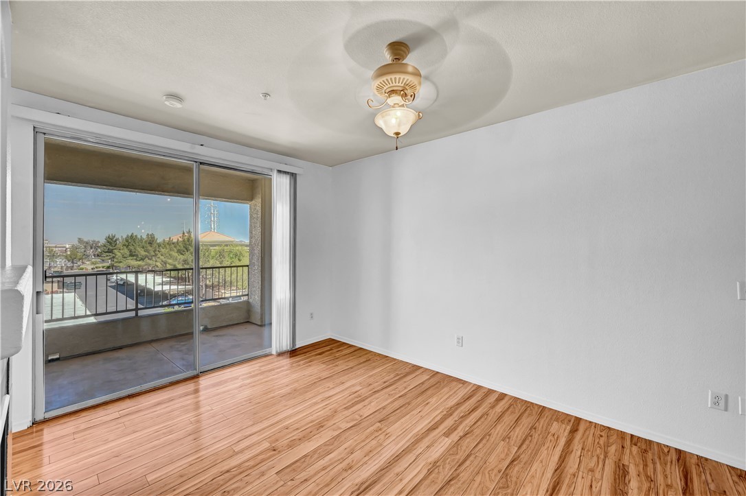 7147 Durango 308 Property Photo 7