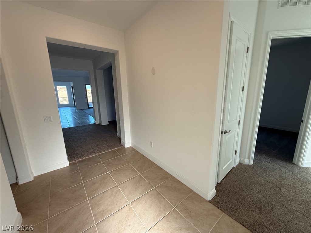 162 Sun Glaze Avenue Property Photo 5