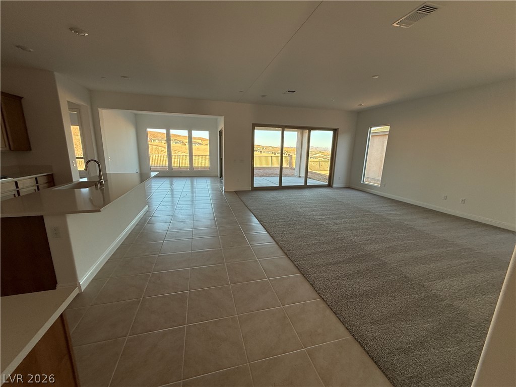 162 Sun Glaze Avenue Property Photo 17