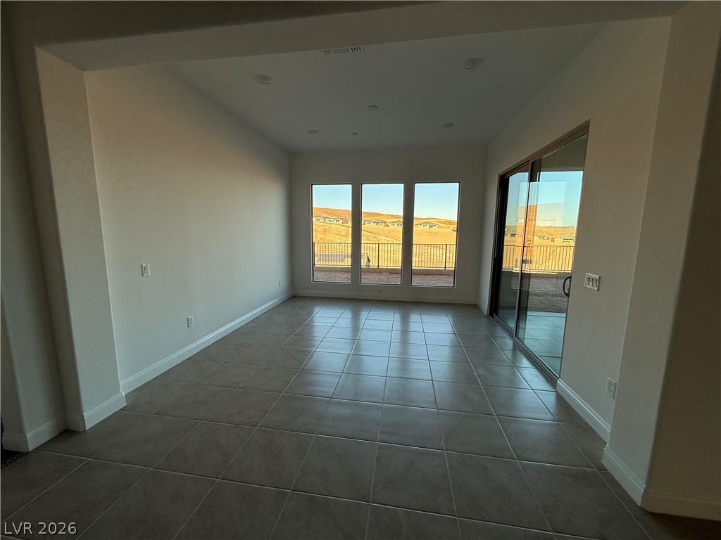 162 Sun Glaze Avenue Property Photo 19
