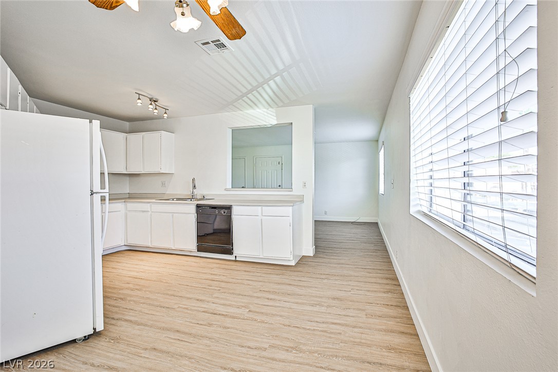 5091 Pioneer Avenue 201 Property Photo 9