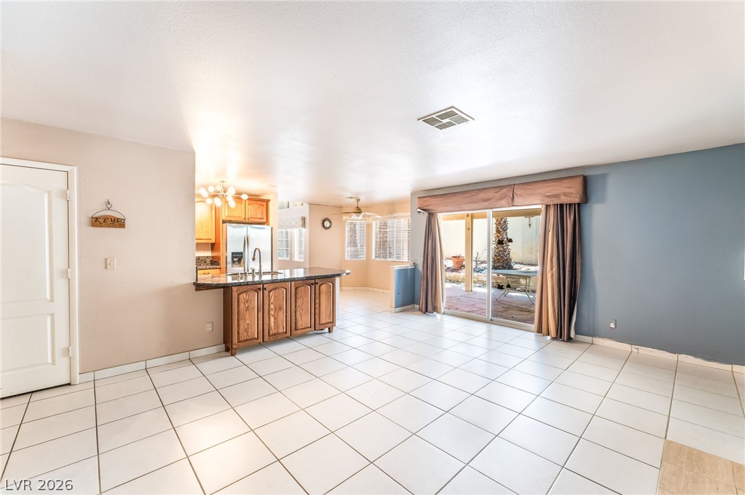 5441 Desert Valley Drive Property Photo 14