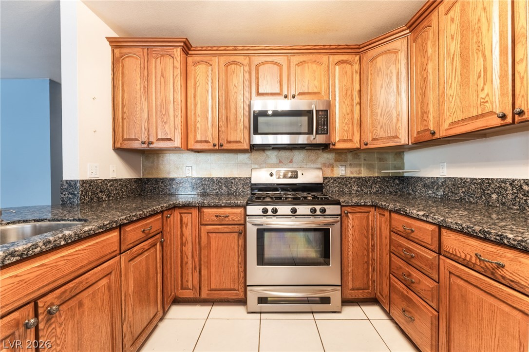 5441 Desert Valley Drive Property Photo 18