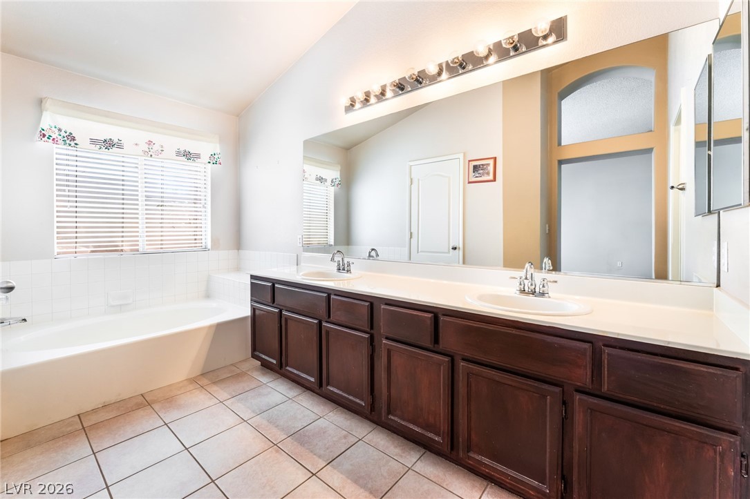 5441 Desert Valley Drive Property Photo 30