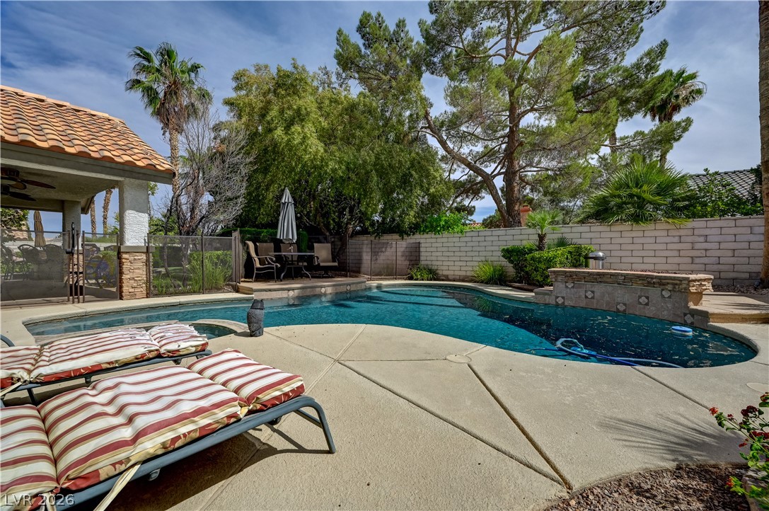 9505 Treasure Beach Court Property Photo 8