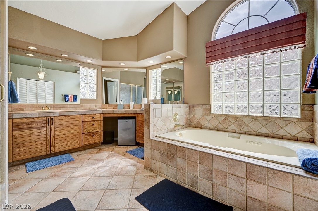9505 Treasure Beach Court Property Photo 23