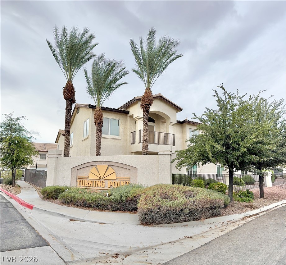 4900 Black Bear Road 204 Property Photo 1