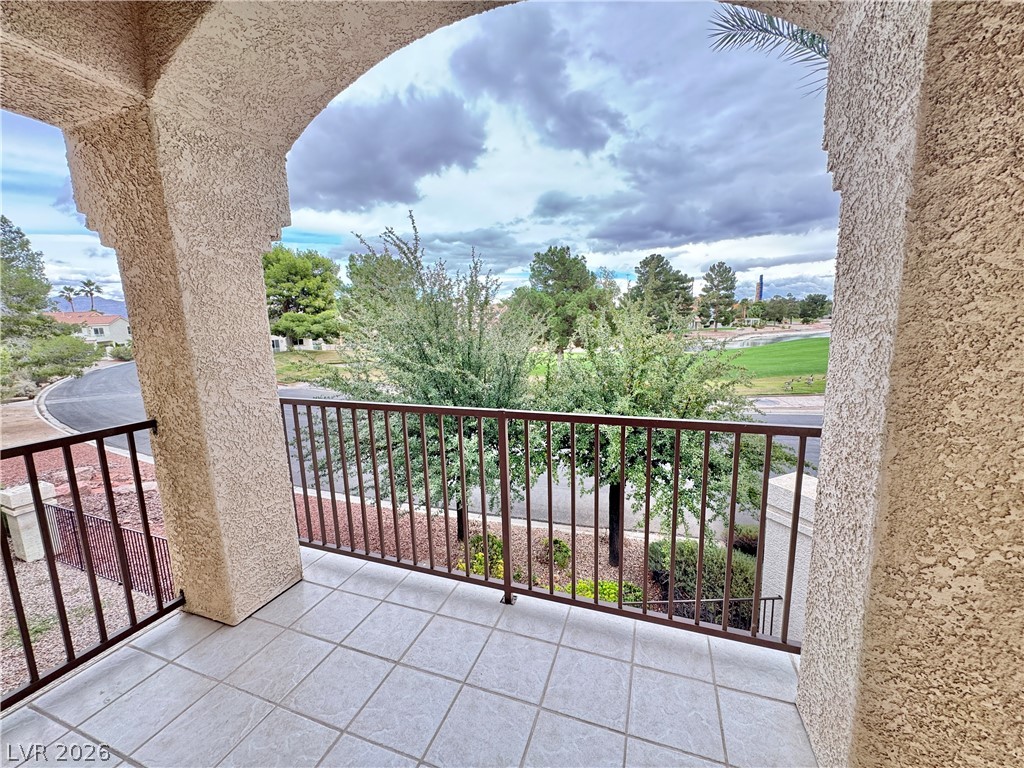4900 Black Bear Road 204 Property Photo 23