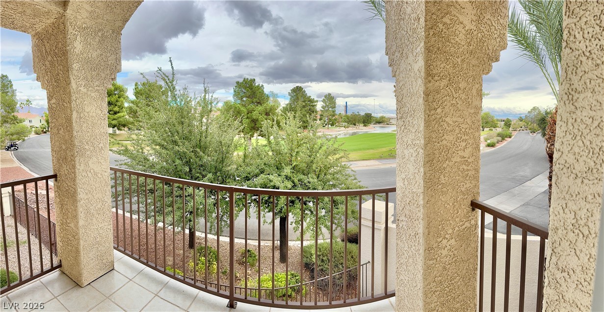 4900 Black Bear Road 204 Property Photo 24